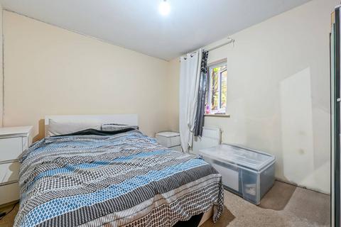 2 bedroom terraced house for sale, Allan Barclay Close, Stamford Hill, London, N15