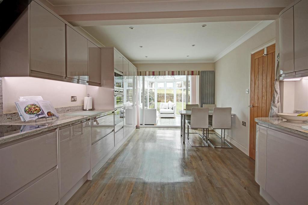 Dining Kitchen