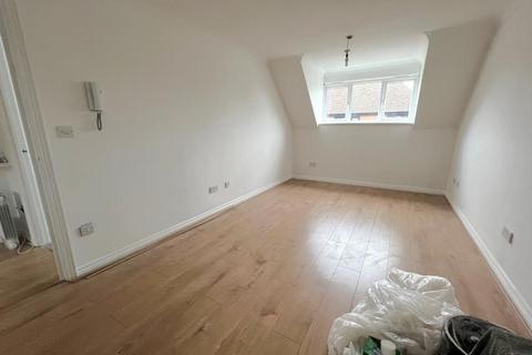 1 bedroom apartment to rent, Alexandra Lodge, Guildford GU1