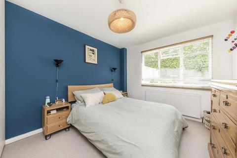 2 bedroom flat for sale, Streatham Hill, London SW2