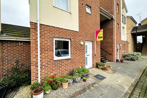 1 bedroom apartment for sale, Clog Mill Gardens, Selby