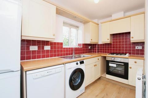 2 bedroom terraced house to rent, Kings Drive, Bristol BS34