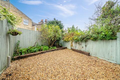 4 bedroom terraced house for sale, Sandtoft Road, London SE7