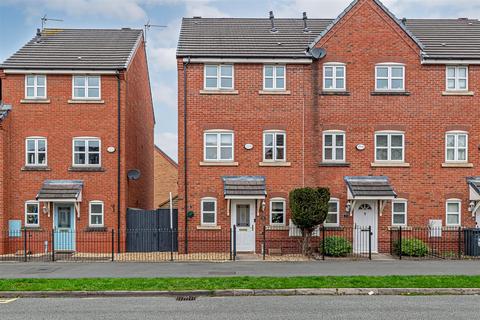 4 bedroom townhouse for sale, Portland Road, Great Sankey, Warrington