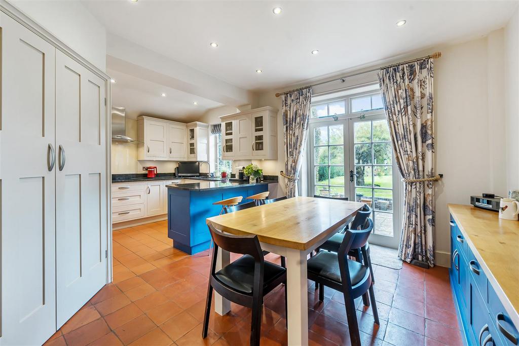 Kitchen/breakfast Room