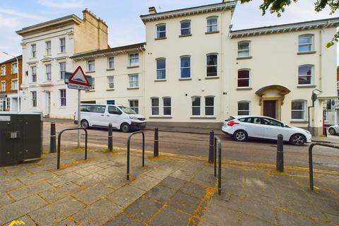 1 bedroom flat for sale,  Horsefair, Banbury OX16