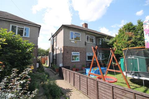 2 bedroom maisonette for sale, Green Wrythe Lane, Carshalton