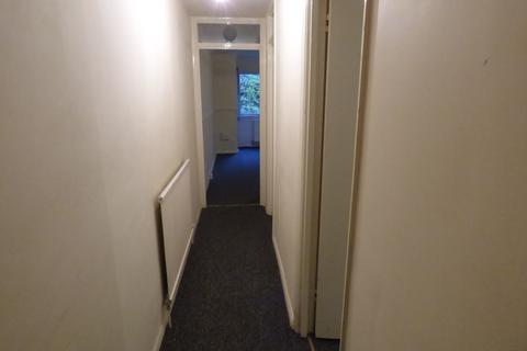 18, Brocket Court Vincent Road, Luton, LU4 9BD