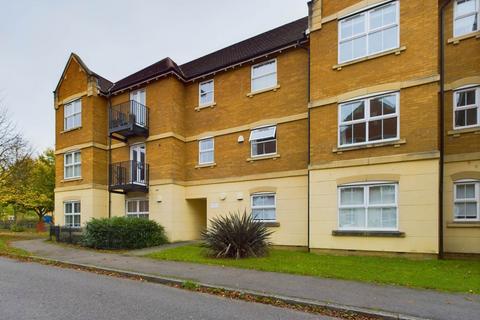 2 bedroom flat for sale, Alder Road, Aylesbury HP22