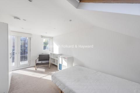 3 bedroom house to rent, Boyton Road London N8