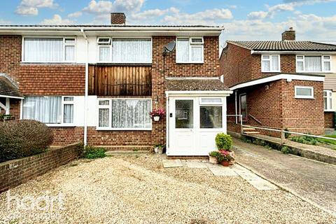 3 bedroom semi-detached house for sale, Coombe Rise, Chelmsford