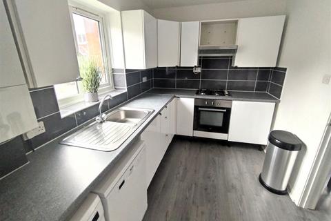 1 bedroom apartment for sale, Trawler Road, Marina, Swansea