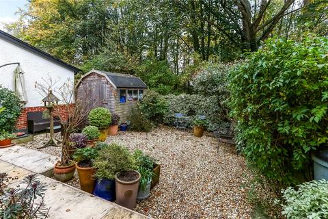 1 Lea View, Winchester, SO23 7FU