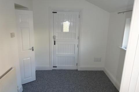 1 bedroom apartment to rent, Harcourt Road, Llandudno LL30