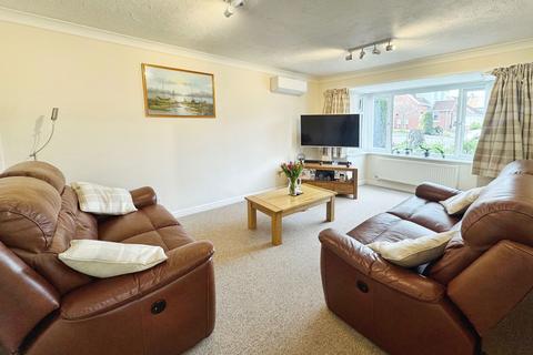 3 bedroom detached bungalow for sale, Alexandra Gardens, Minehead TA24