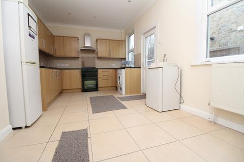 3 bedroom terraced house to rent, Ingledew Road, London, SE18