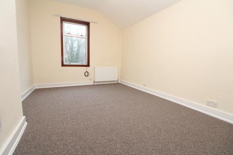 3 bedroom terraced house to rent, Ingledew Road, London, SE18