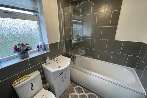 4 bedroom terraced house for sale, Tunstall Terrace, Darlington