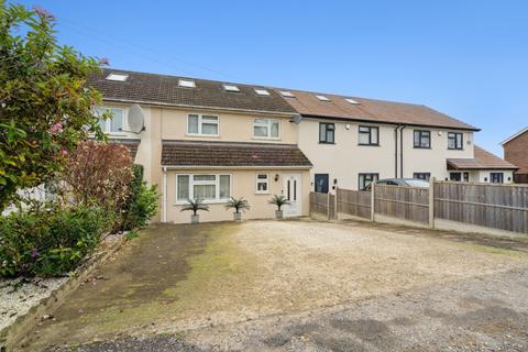 4 bedroom terraced house for sale, Beethoven Road, Elstree, Borehamwood, Hertfordshire, WD6