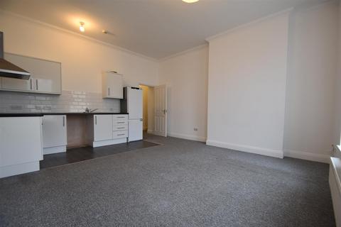 2 bedroom apartment to rent, Robertson Terrace, Hastings