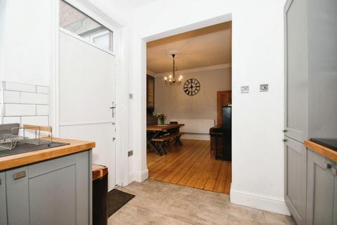 72 Garry Road, Sheffield, S6 4FS