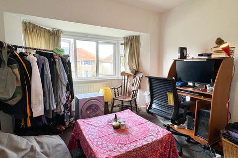 1 bedroom flat for sale, Risinghurst, Oxfordshire