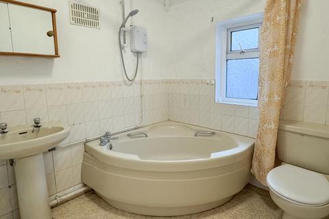 1 bedroom flat for sale, Risinghurst, Oxfordshire