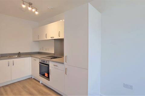 1 bedroom apartment to rent, Threadneedle Road, Farnham, Surrey, GU9