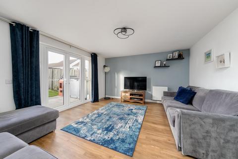 13 Bauld Drive, Edinburgh, EH21 8RQ