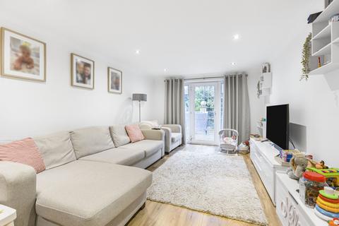 2 bedroom apartment for sale, Newland Gardens, Herts SG13