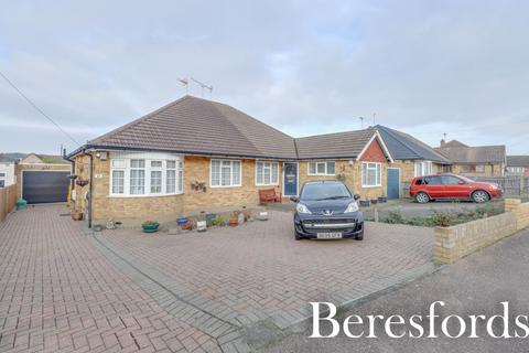 2 bedroom bungalow for sale, Westbourne Drive, Brentwood, CM14