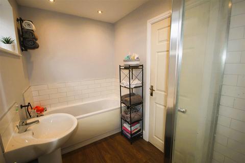 196 Tean Road, Cheadle, Stoke-on-trent, ST10 1NQ