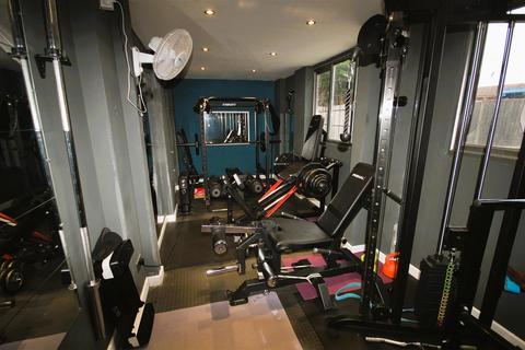196 Tean Road, Cheadle, Stoke-on-trent, ST10 1NQ