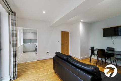 2 bedroom flat to rent, Court Yard, Eltham, London, SE9