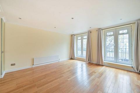 4 bedroom house to rent, Holland Villas Road, London W14