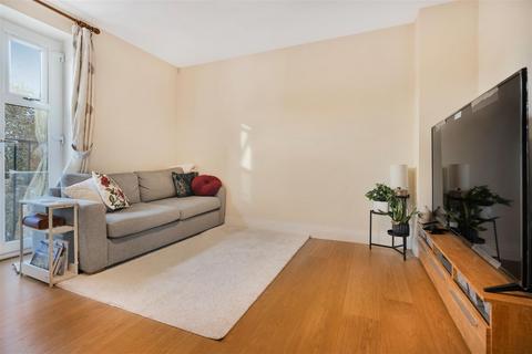 2 bedroom apartment for sale, Bell Court, Windsor