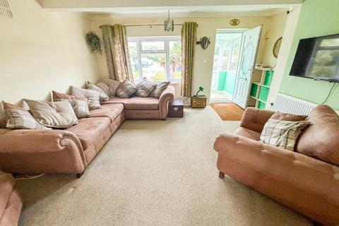 1 bedroom bungalow for sale, Coast Road, Berrow, Burnham-On-Sea, Somerset, TA8