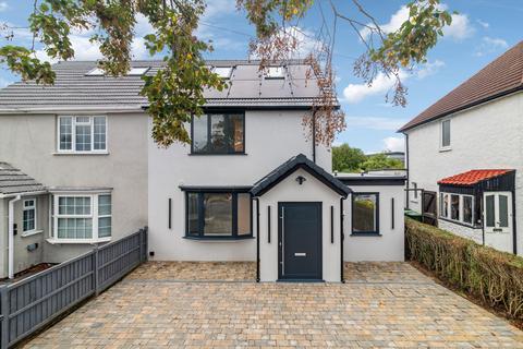 4 bedroom semi-detached house for sale, Saxon Drive, London, W3