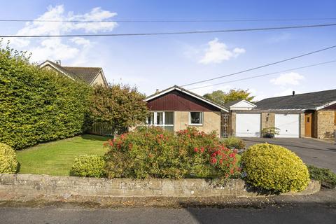 3 bedroom bungalow for sale, Lower Road, Bratton, Bratton, BA13