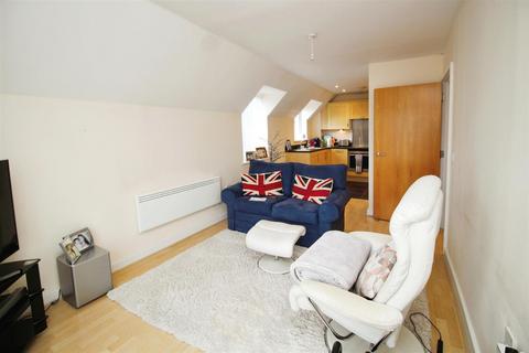 1 bedroom flat to rent, Whinbush Road, Hitchin SG5