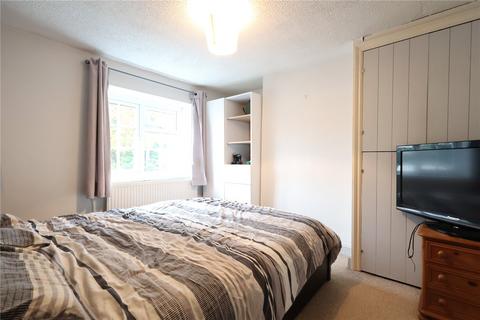 2 bedroom terraced house for sale, Farnborough Road, Farnham, Surrey, GU9