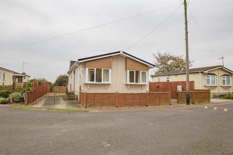 2 bedroom park home for sale, Pioneer Caravan Site, Peterborough PE6