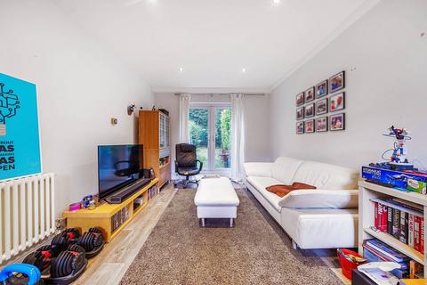 3 bedroom house for sale, Elm Avenue, Ruislip, HA4