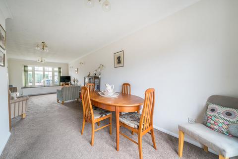 56 Cross Lane, Frimley Green, Camberley, GU16 6LP