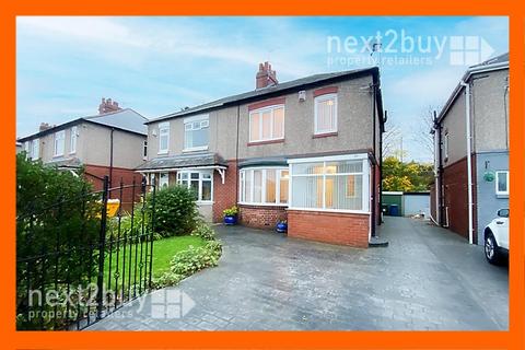 3 bedroom semi-detached house for sale, Laburnum Avenue, Newcastle Upon Tyne