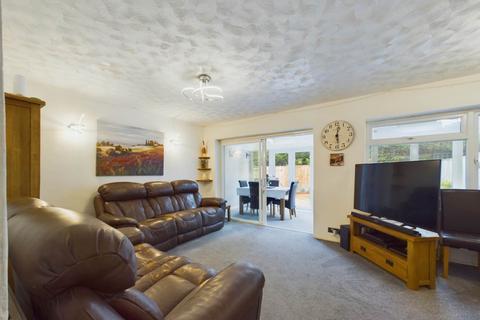 3 bedroom detached house for sale, Hoods Farm Close, Aylesbury HP22