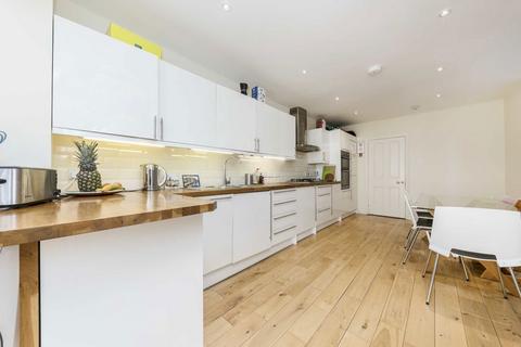 3 bedroom house for sale, Cranbrook Road, London W4