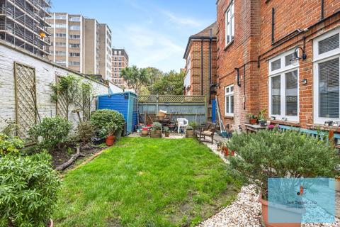 4 bedroom ground floor flat for sale, Third Avenue, Hove, BN3