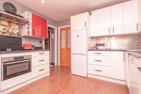 2 bedroom chalet for sale, Edgar Road, Minster, CT12