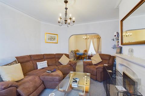 3 bedroom terraced house for sale, St. Thomas's Road, Hastings